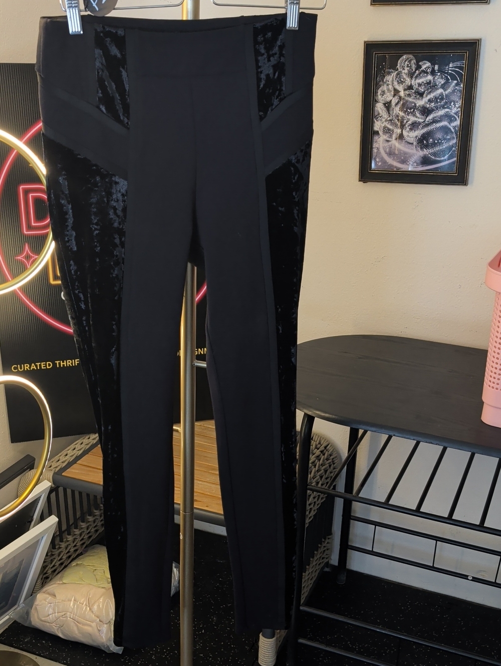 Bisou Bisou Black Velvet-Panel High-Waist Leggings